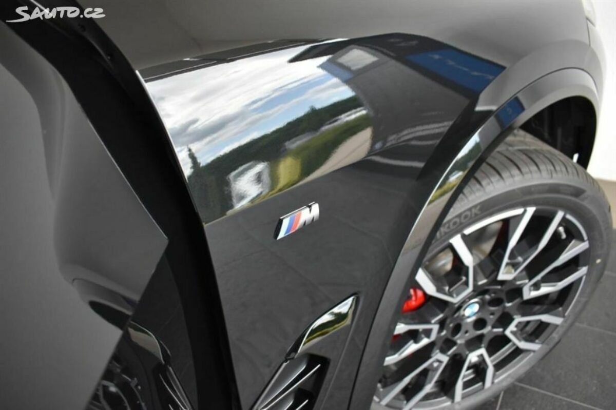 Fotografie vozu - klik pro zvětšení