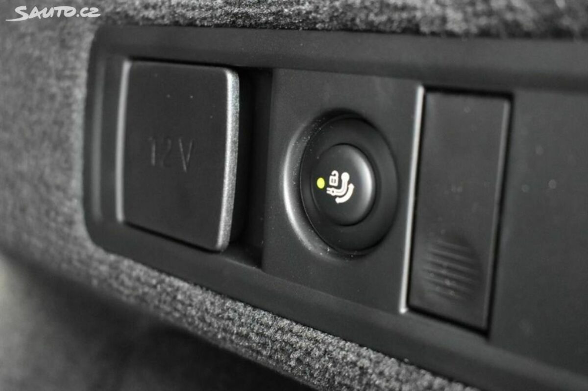 Fotografie vozu - klik pro zvětšení