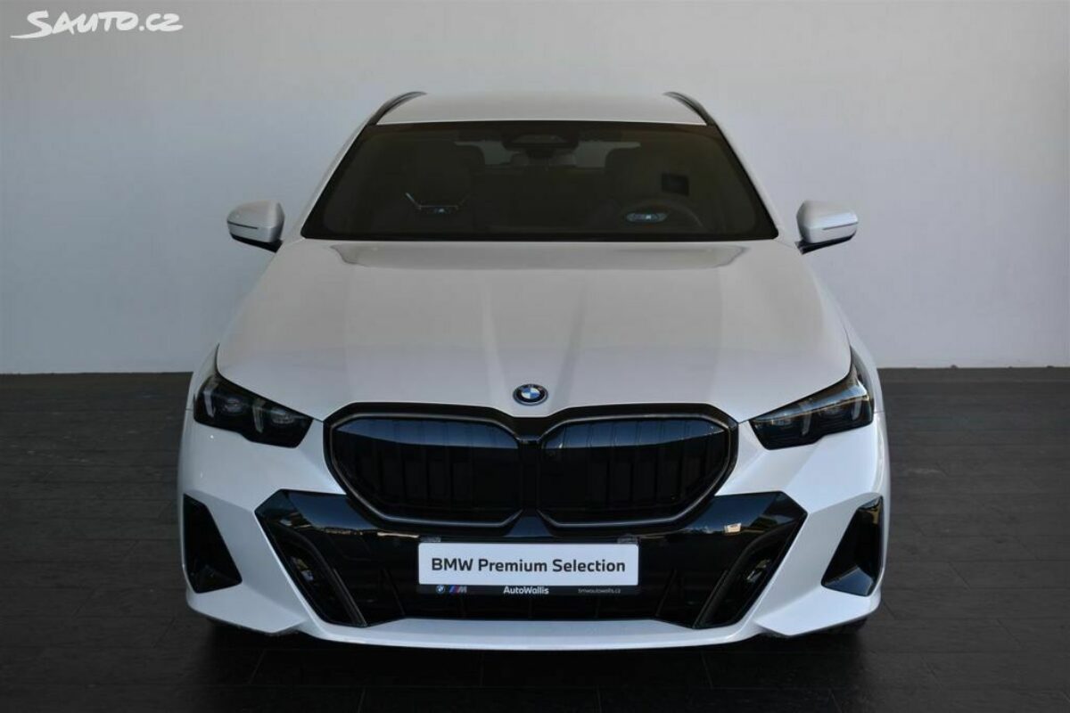 Fotografie vozu - klik pro zvětšení