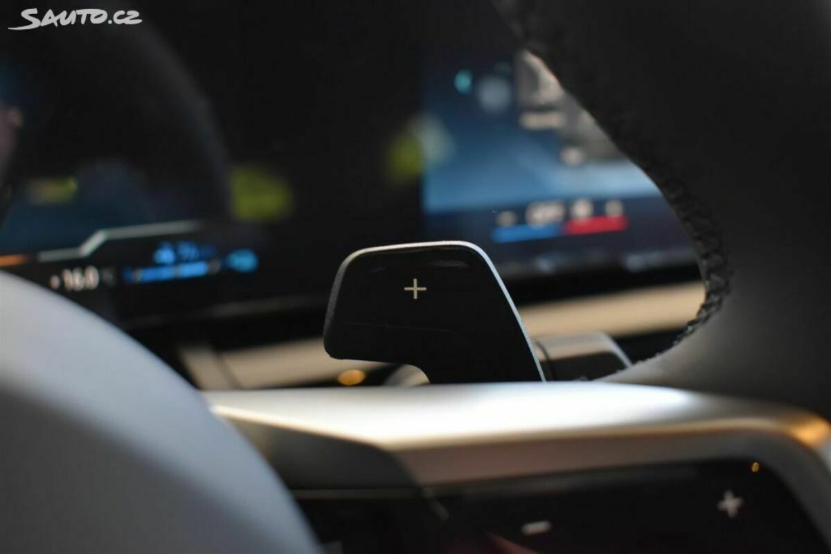 Fotografie vozu - klik pro zvětšení