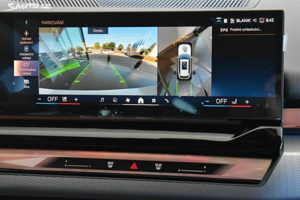 Fotografie vozu - klik pro zvětšení