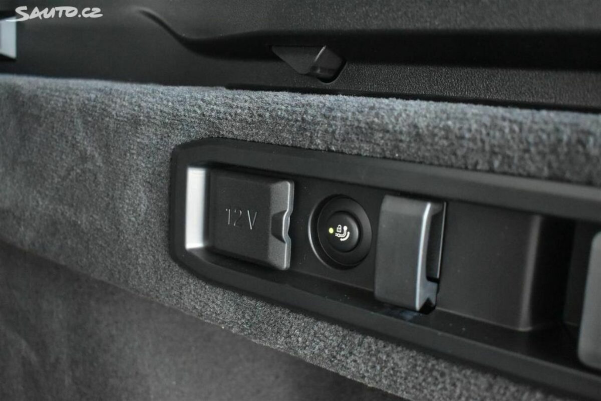 Fotografie vozu - klik pro zvětšení