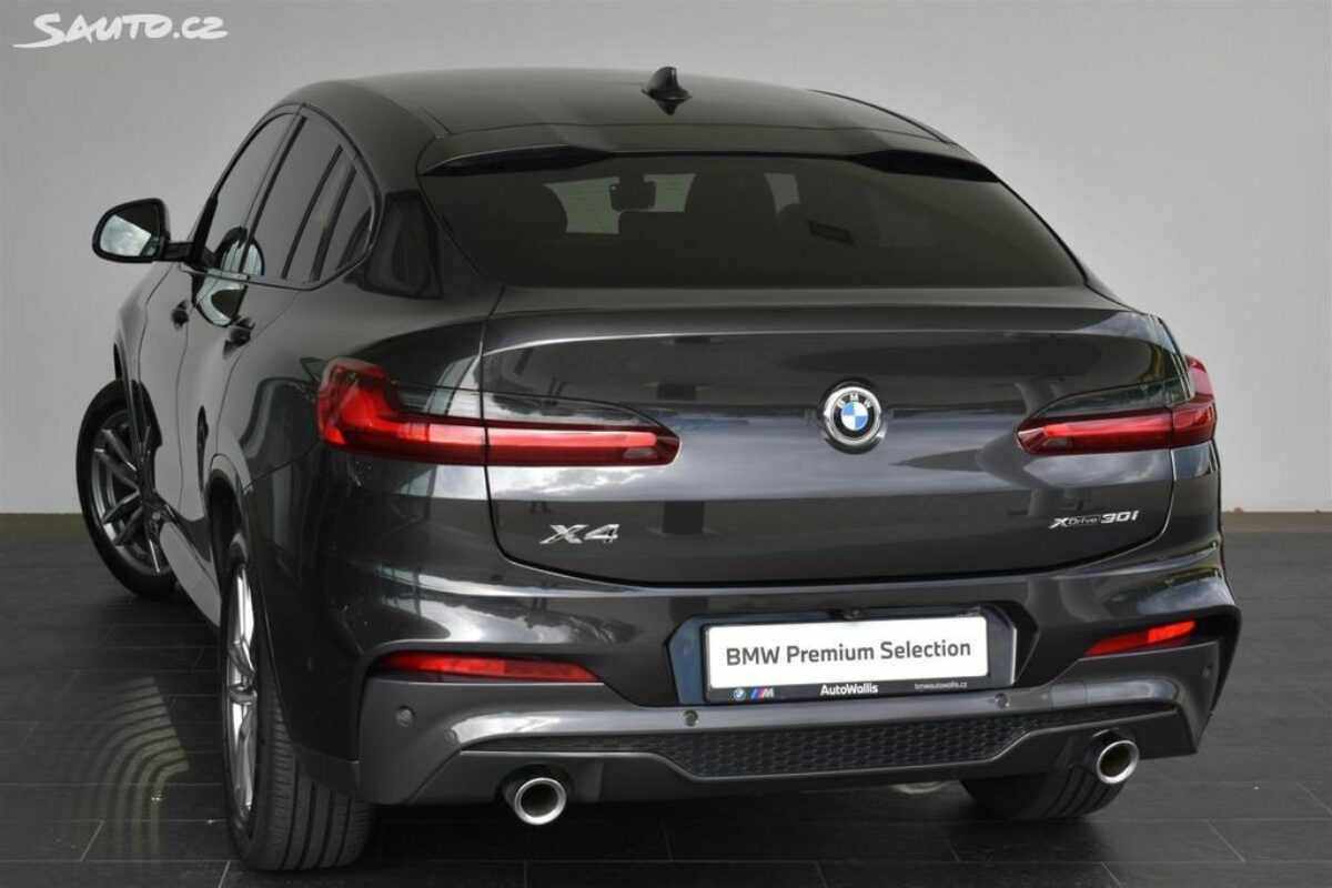 Fotografie vozu - klik pro zvětšení