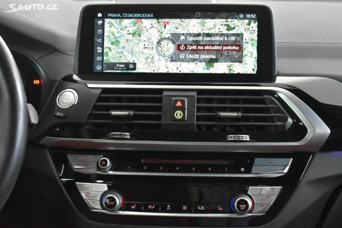 Fotografie vozu - klik pro zvětšení