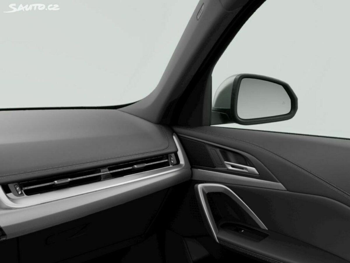 Fotografie vozu - klik pro zvětšení