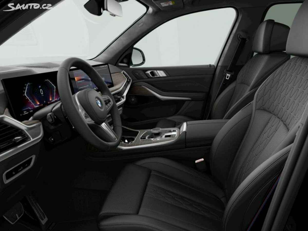 Fotografie vozu - klik pro zvětšení