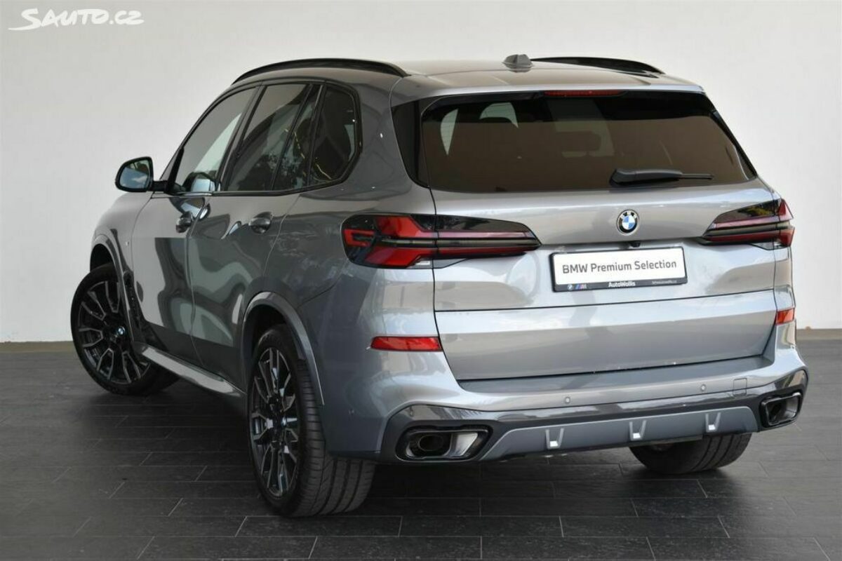 Fotografie vozu - klik pro zvětšení