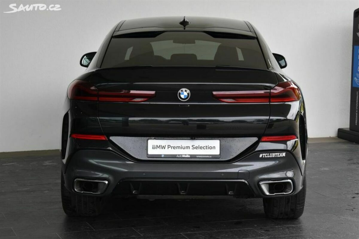 Fotografie vozu - klik pro zvětšení