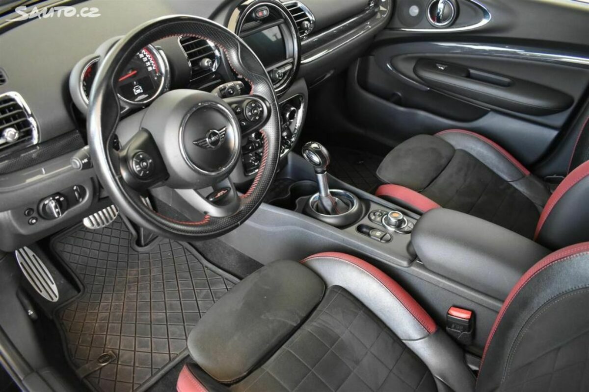 Fotografie vozu - klik pro zvětšení