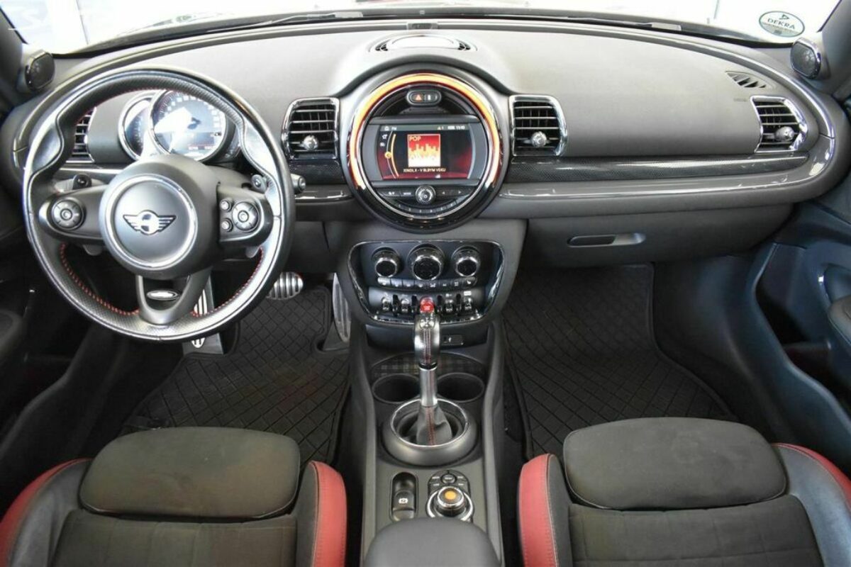 Fotografie vozu - klik pro zvětšení