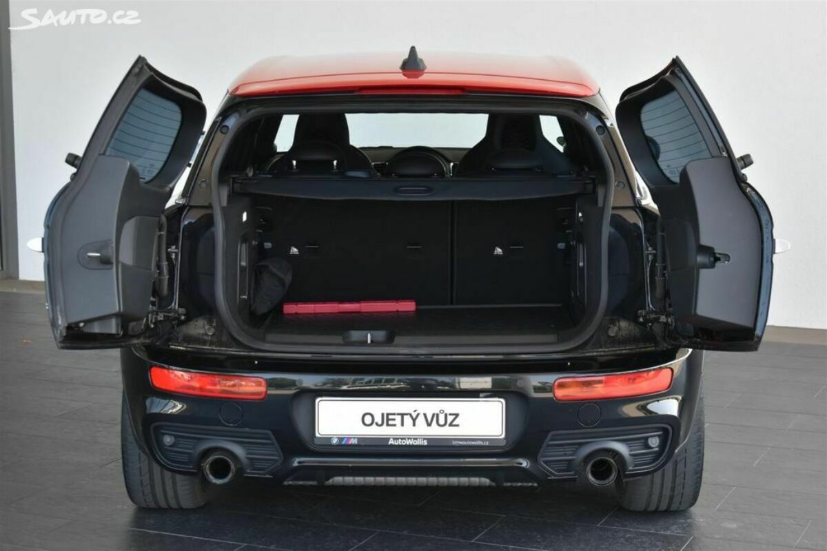 Fotografie vozu - klik pro zvětšení