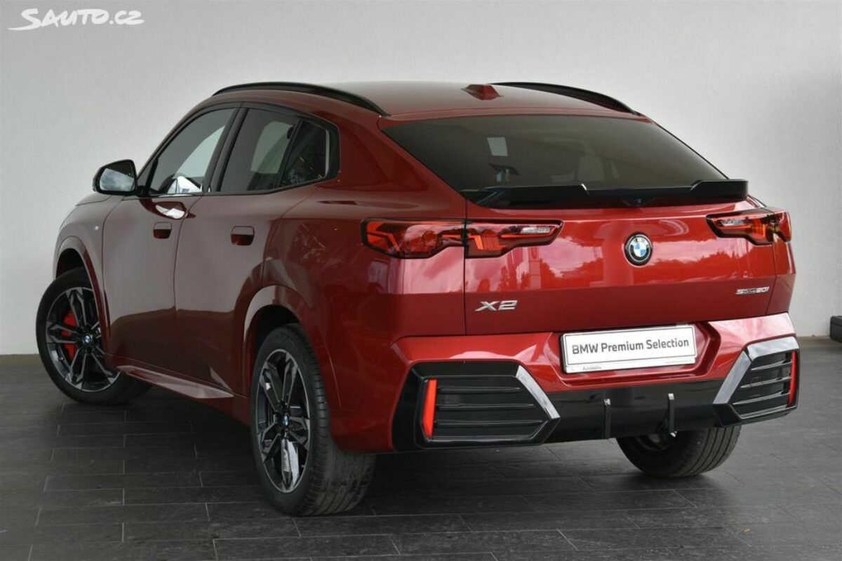 Fotografie vozu - klik pro zvětšení