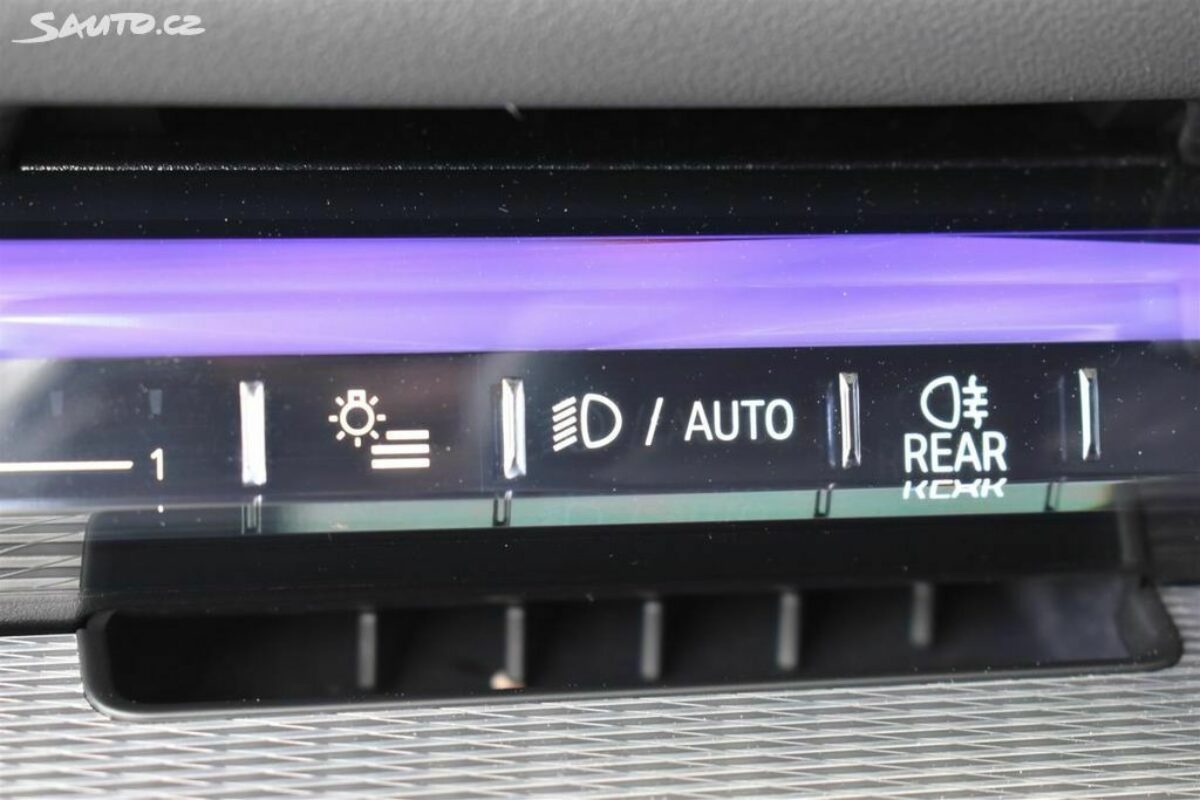 Fotografie vozu - klik pro zvětšení