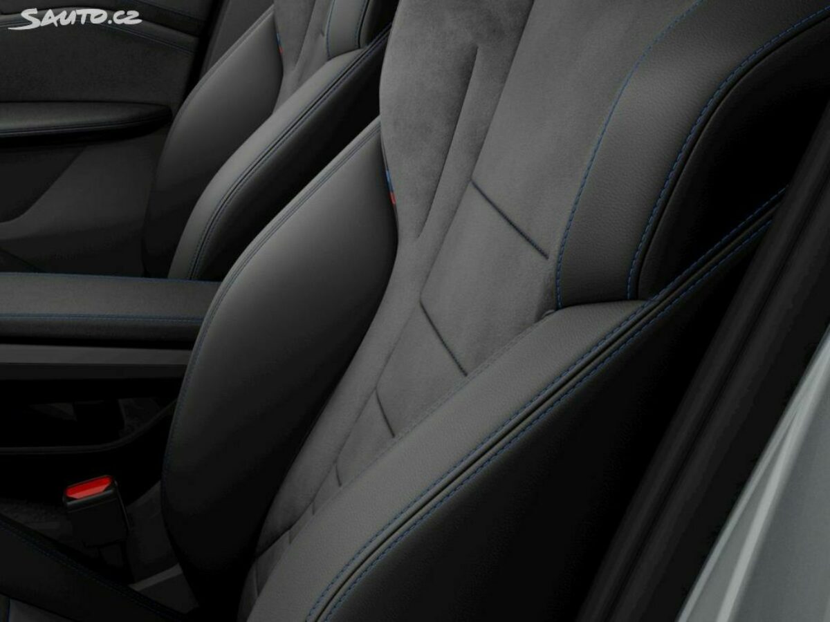 Fotografie vozu - klik pro zvětšení