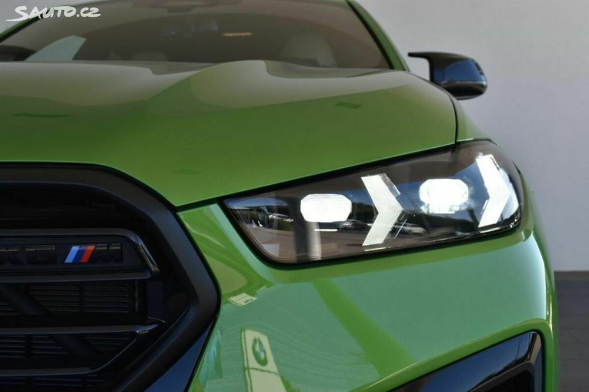 Fotografie vozu - klik pro zvětšení