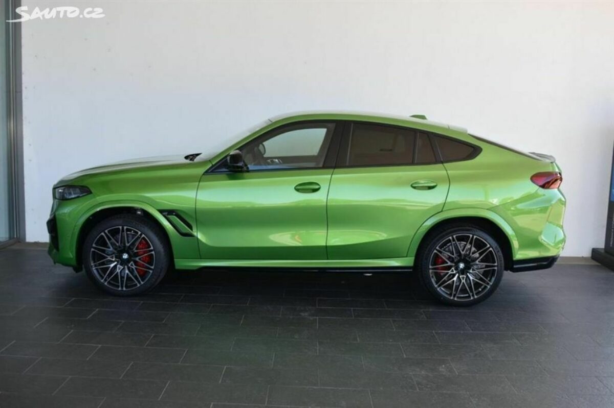 Fotografie vozu - klik pro zvětšení