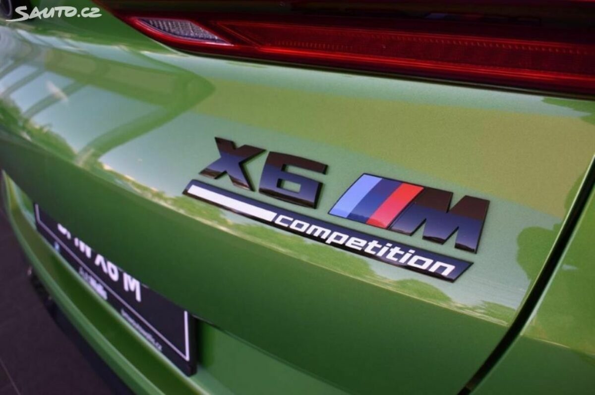 Fotografie vozu - klik pro zvětšení