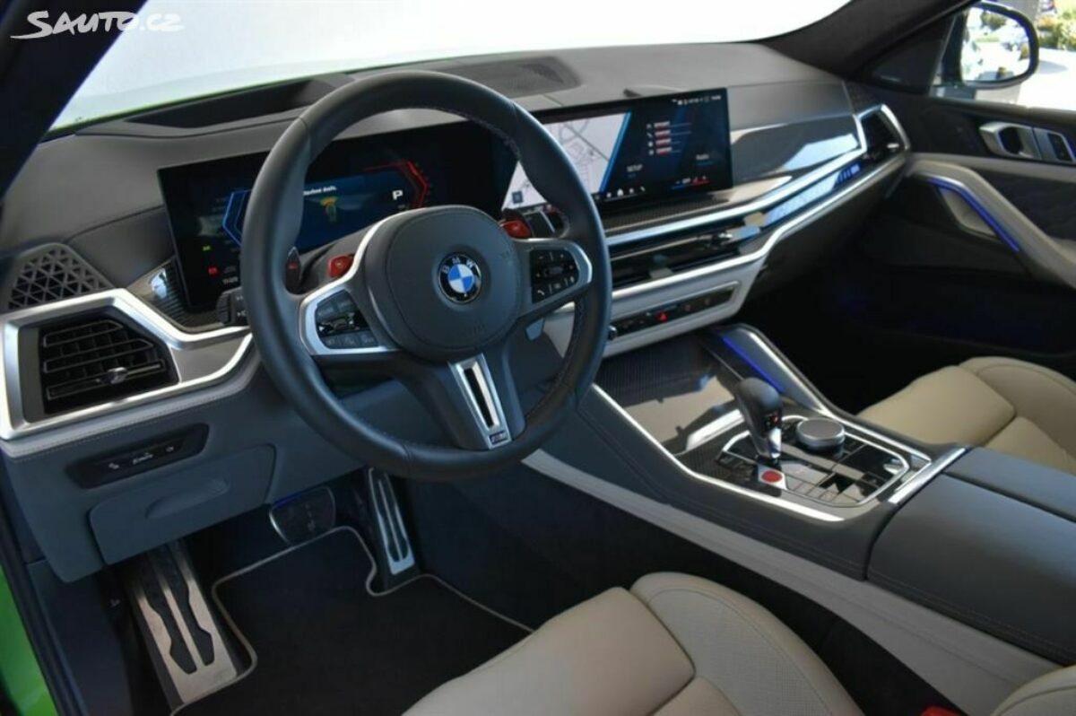 Fotografie vozu - klik pro zvětšení