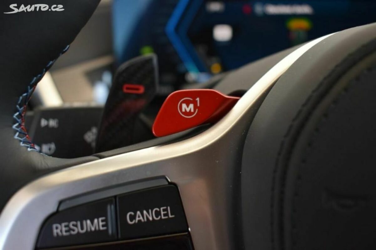 Fotografie vozu - klik pro zvětšení