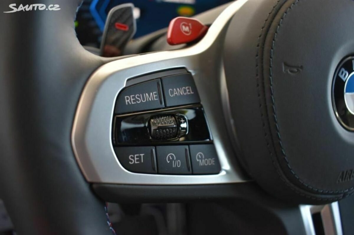 Fotografie vozu - klik pro zvětšení