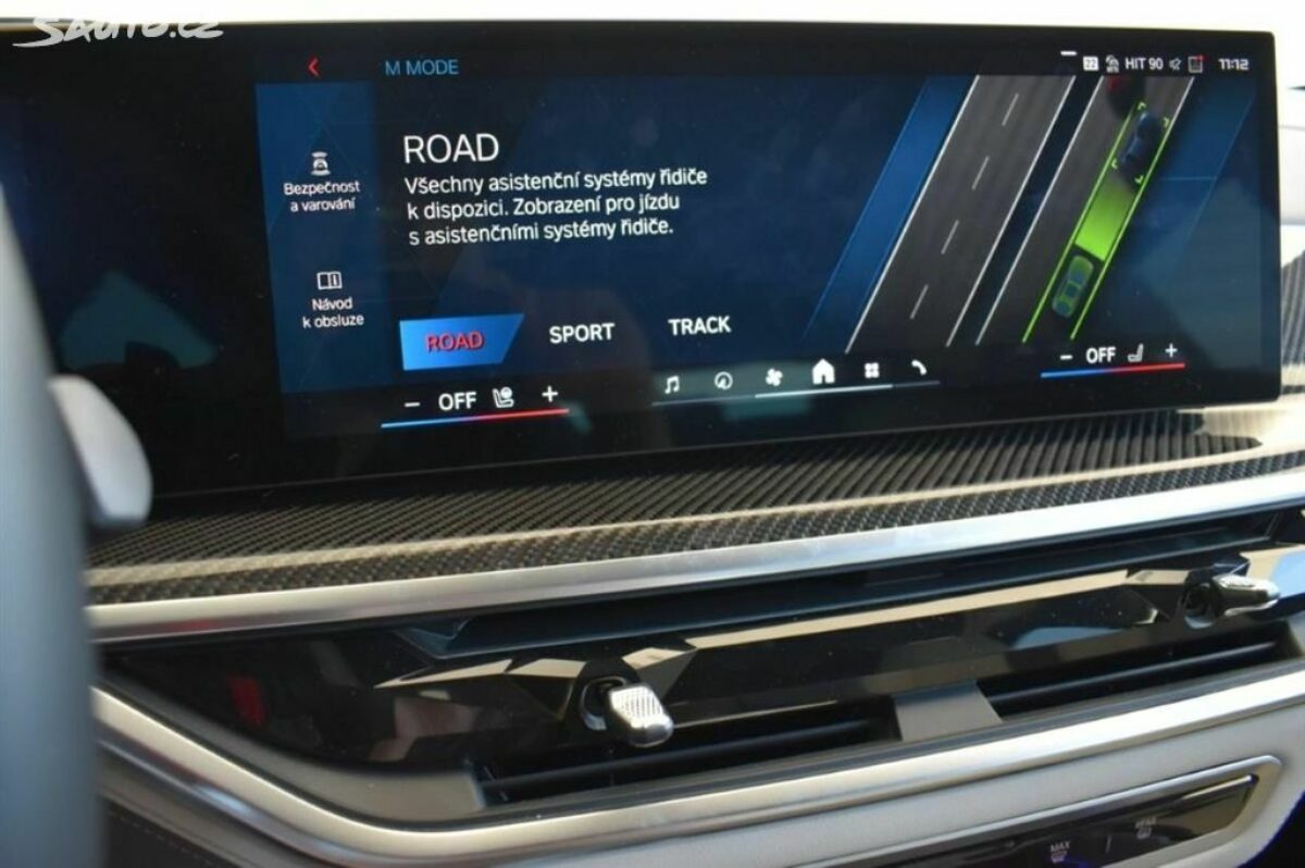 Fotografie vozu - klik pro zvětšení