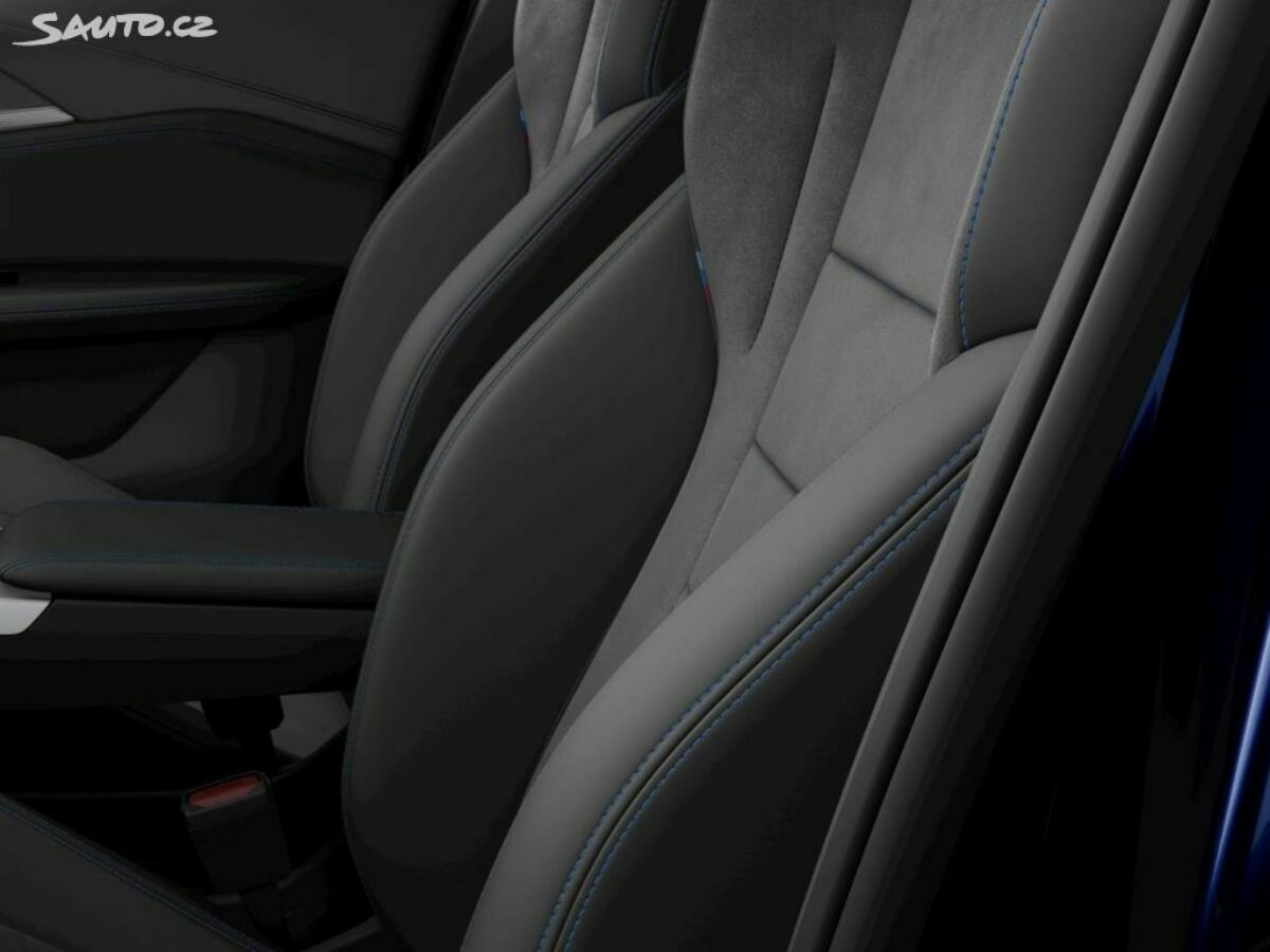 Fotografie vozu - klik pro zvětšení