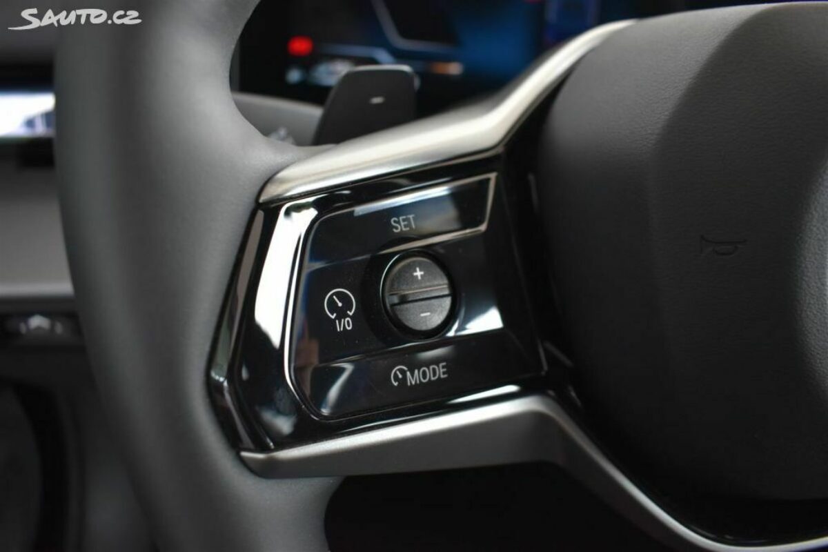 Fotografie vozu - klik pro zvětšení