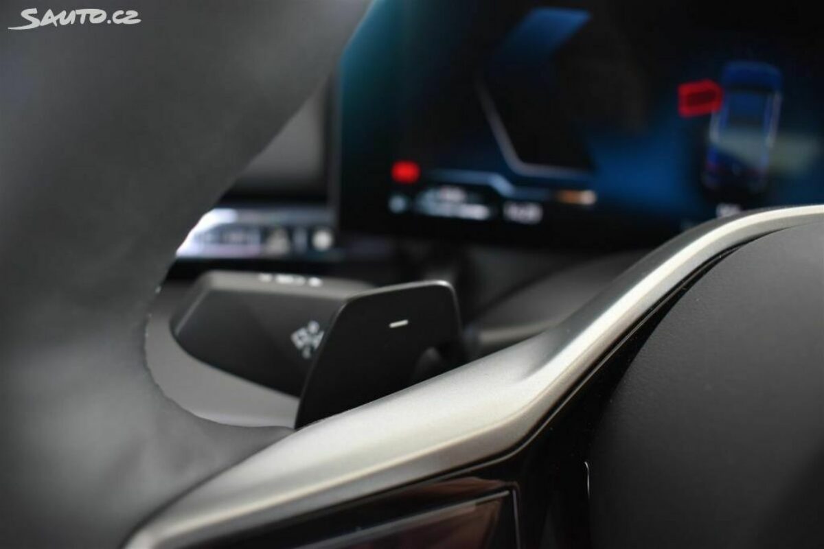 Fotografie vozu - klik pro zvětšení