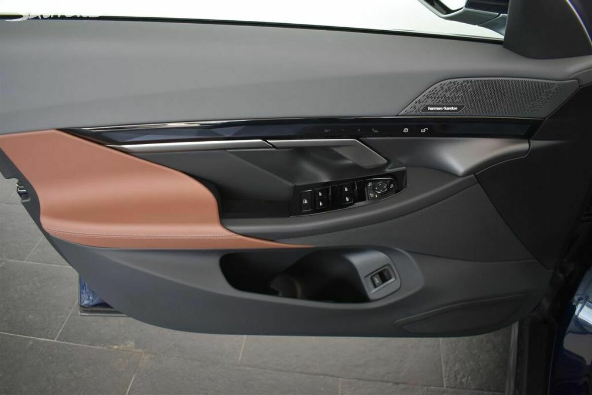 Fotografie vozu - klik pro zvětšení