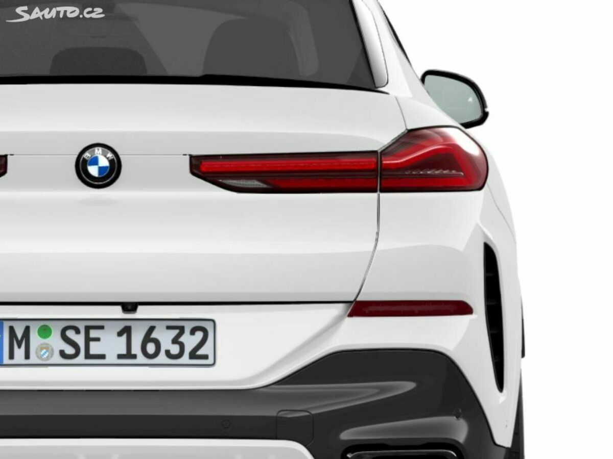 Fotografie vozu - klik pro zvětšení