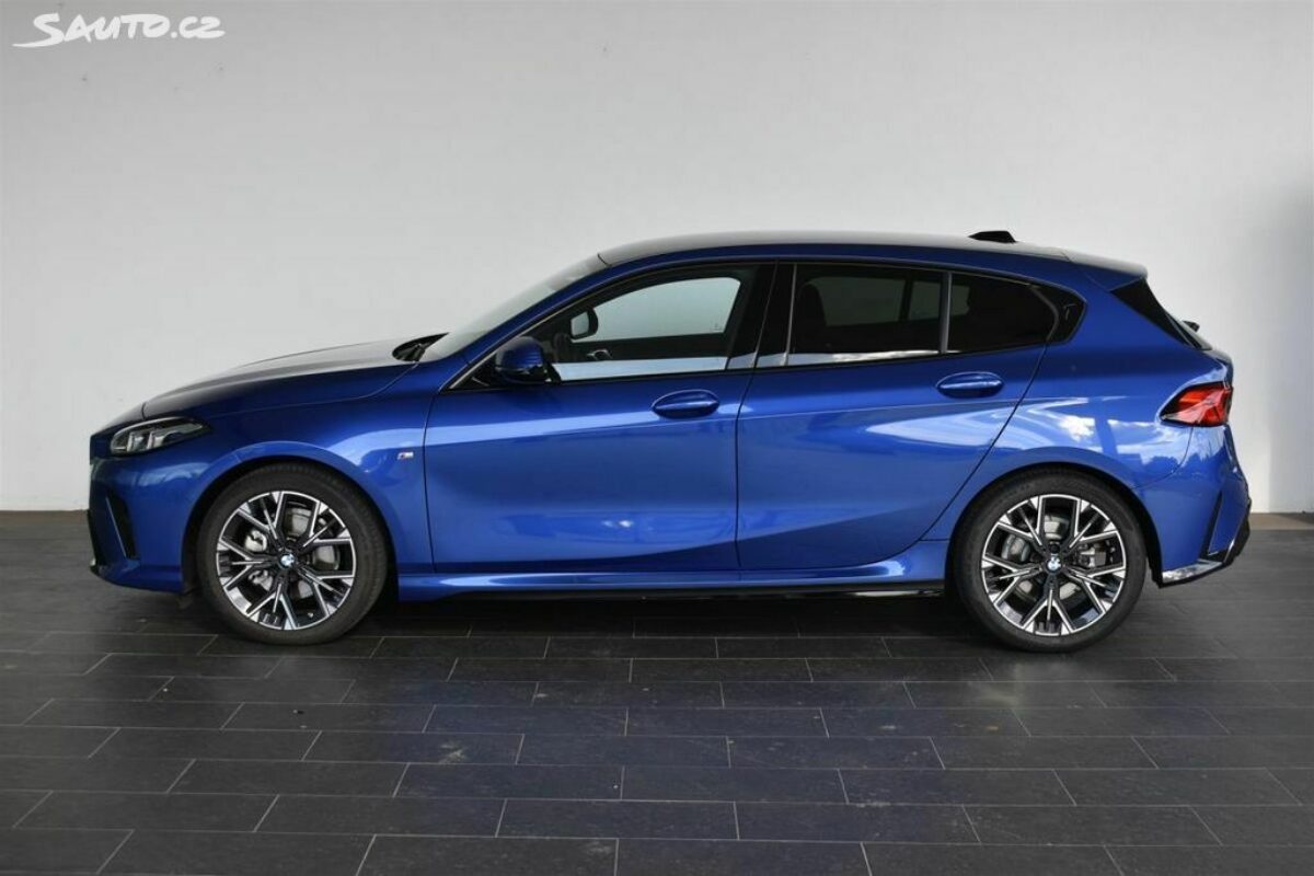 Fotografie vozu - klik pro zvětšení