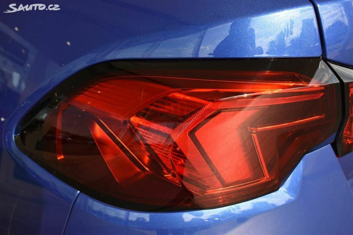 Fotografie vozu - klik pro zvětšení