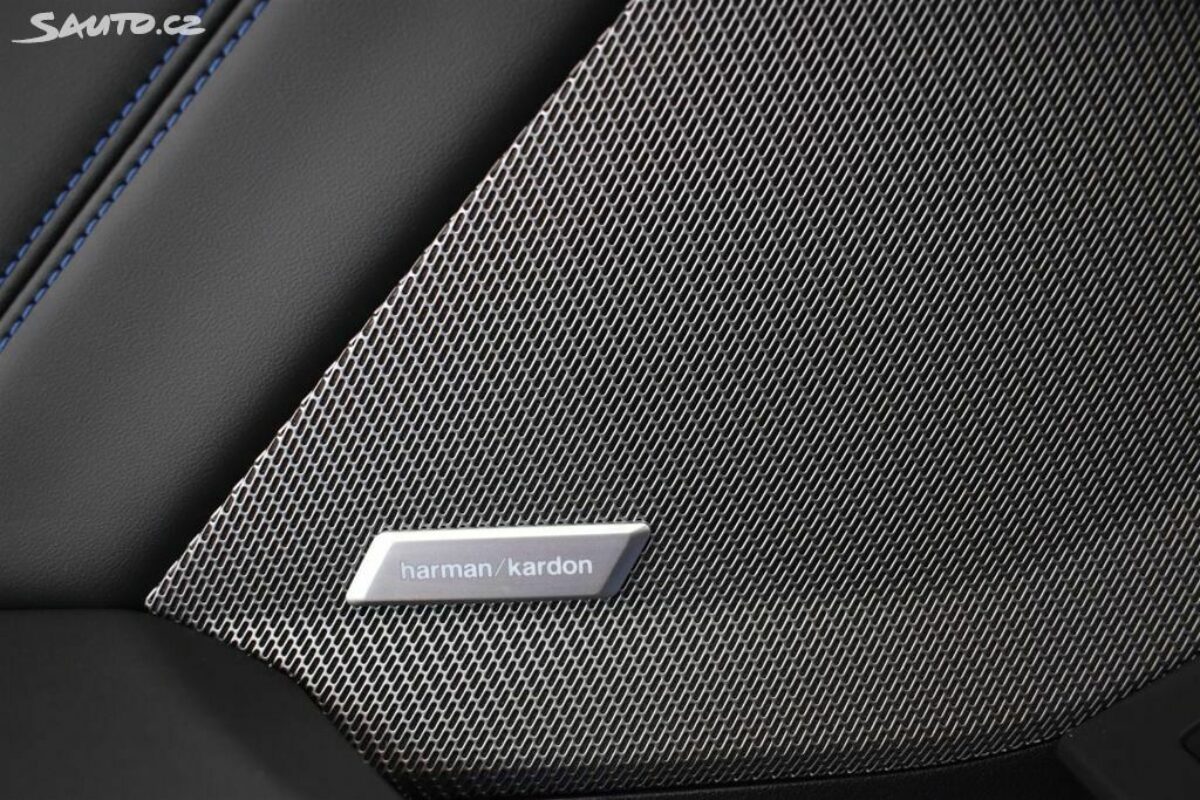 Fotografie vozu - klik pro zvětšení