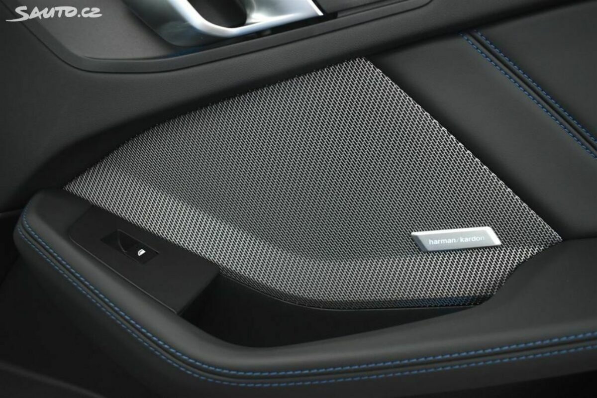 Fotografie vozu - klik pro zvětšení