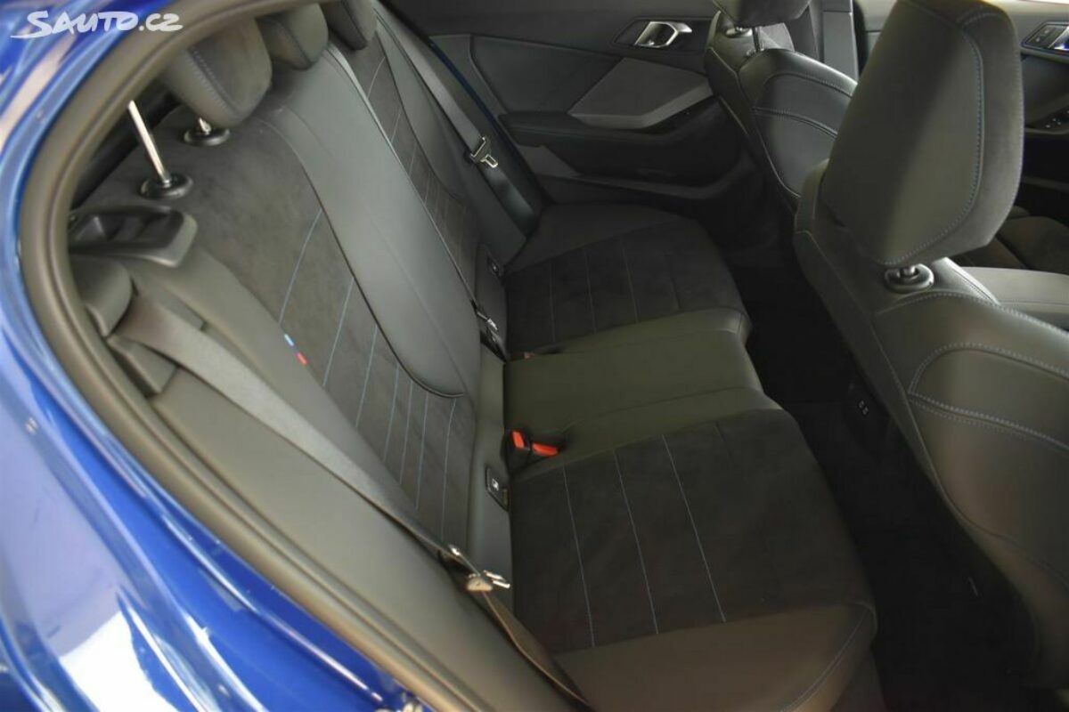 Fotografie vozu - klik pro zvětšení