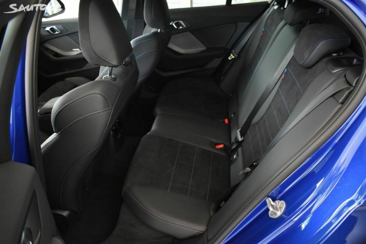 Fotografie vozu - klik pro zvětšení