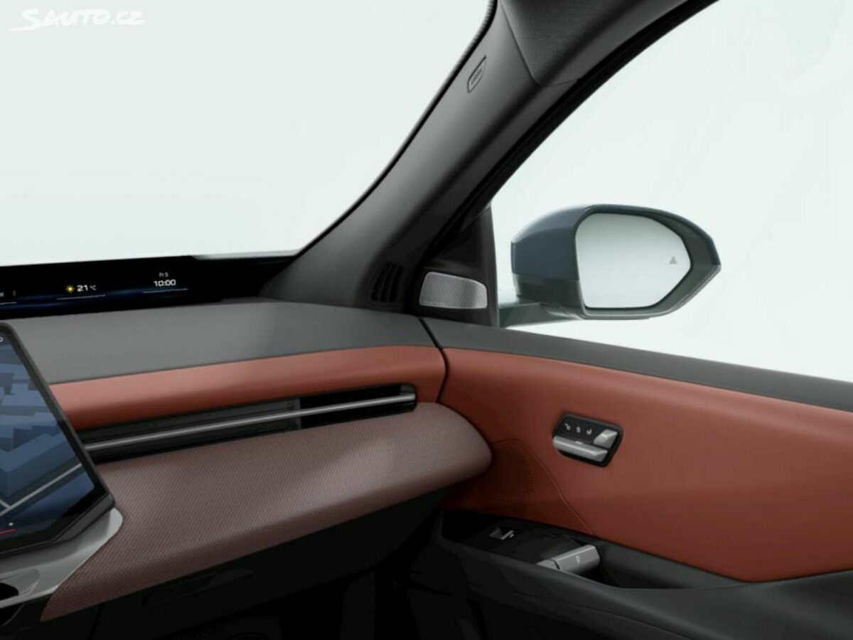 Fotografie vozu - klik pro zvětšení