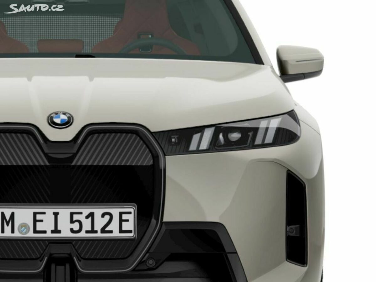 Fotografie vozu - klik pro zvětšení