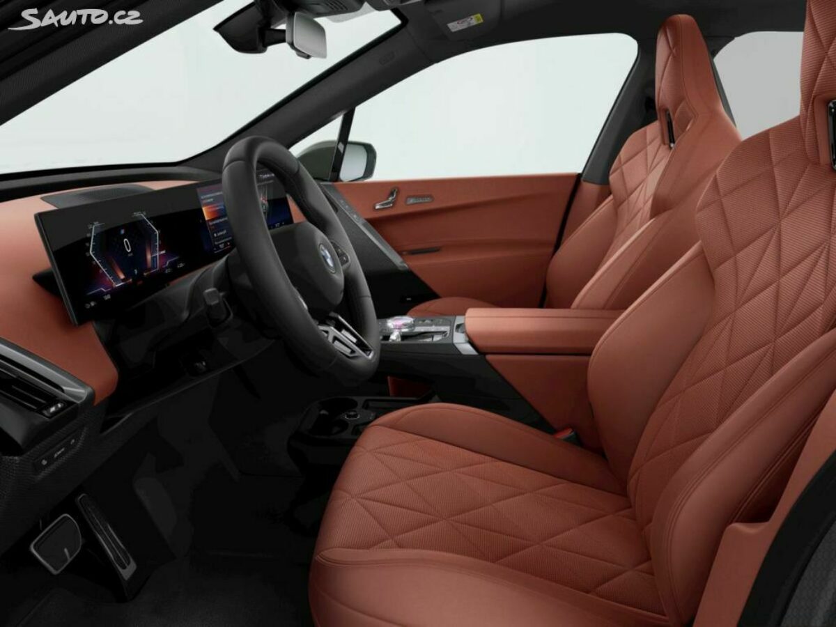 Fotografie vozu - klik pro zvětšení