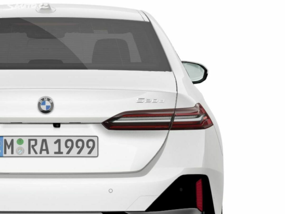 Fotografie vozu - klik pro zvětšení