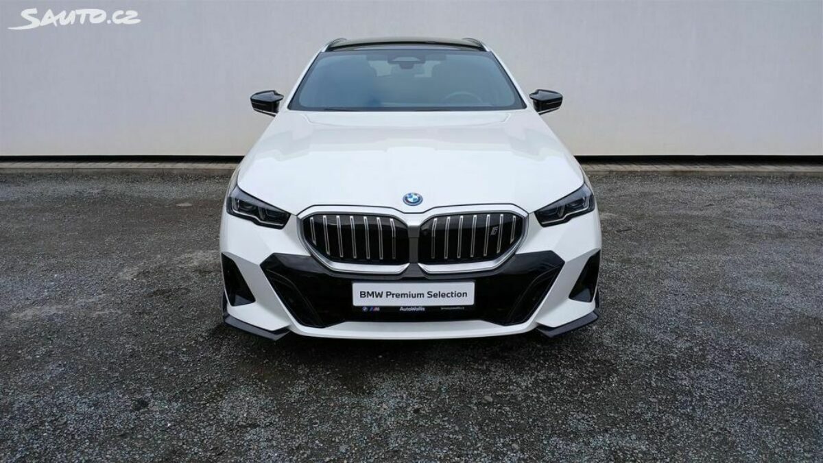 Fotografie vozu - klik pro zvětšení