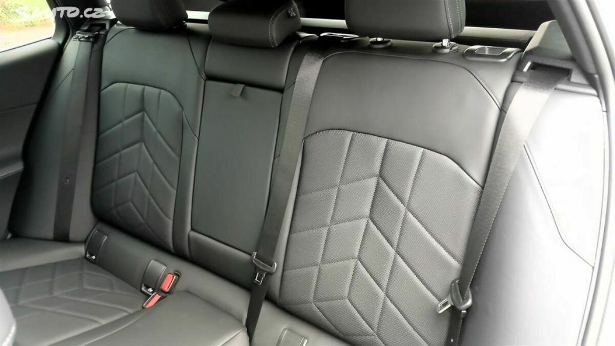 Fotografie vozu - klik pro zvětšení