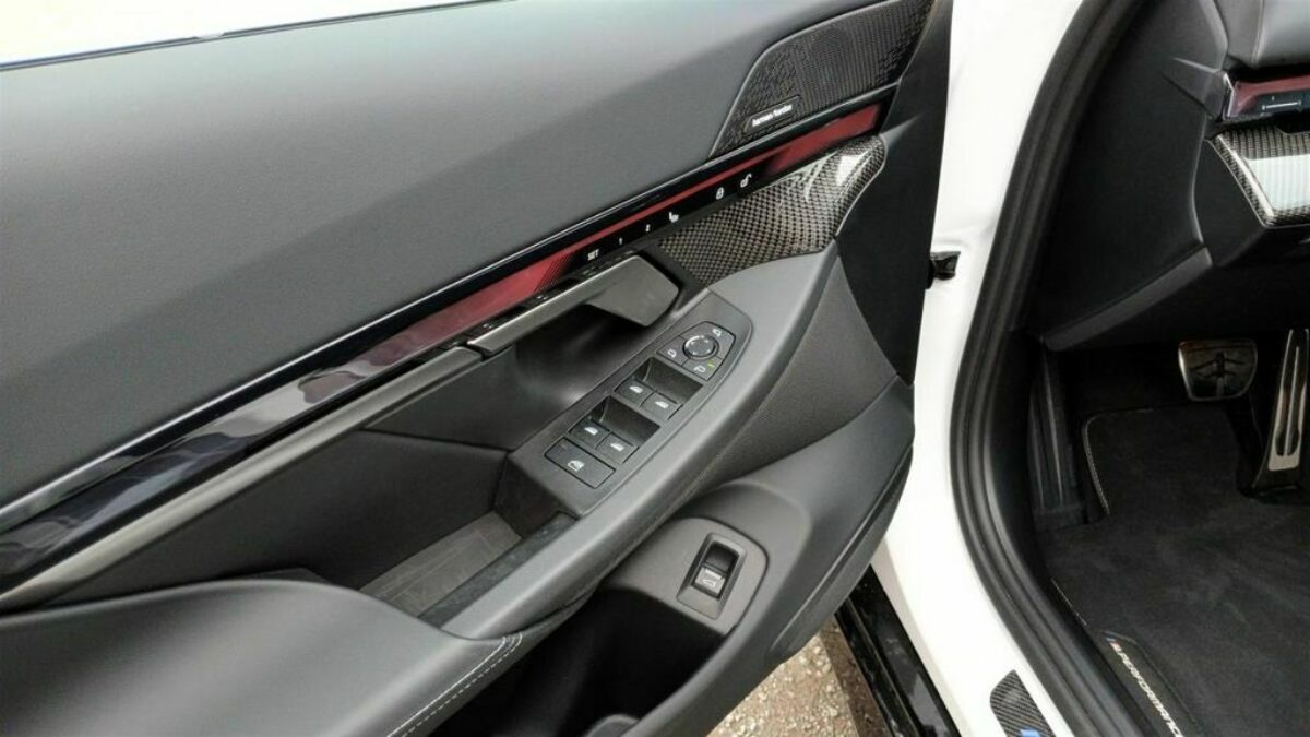 Fotografie vozu - klik pro zvětšení