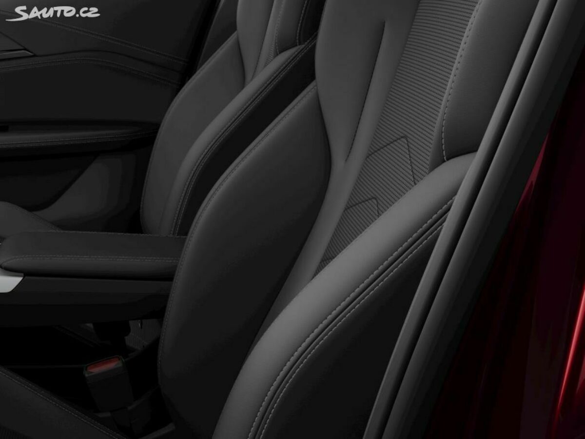 Fotografie vozu - klik pro zvětšení