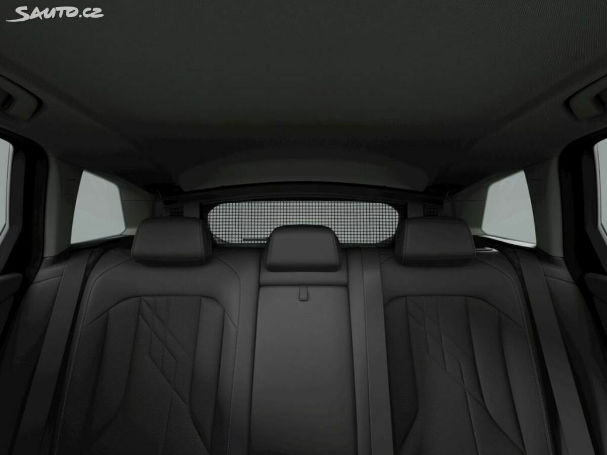 Fotografie vozu - klik pro zvětšení