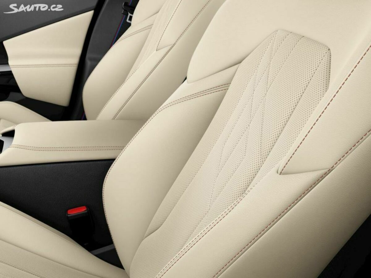 Fotografie vozu - klik pro zvětšení