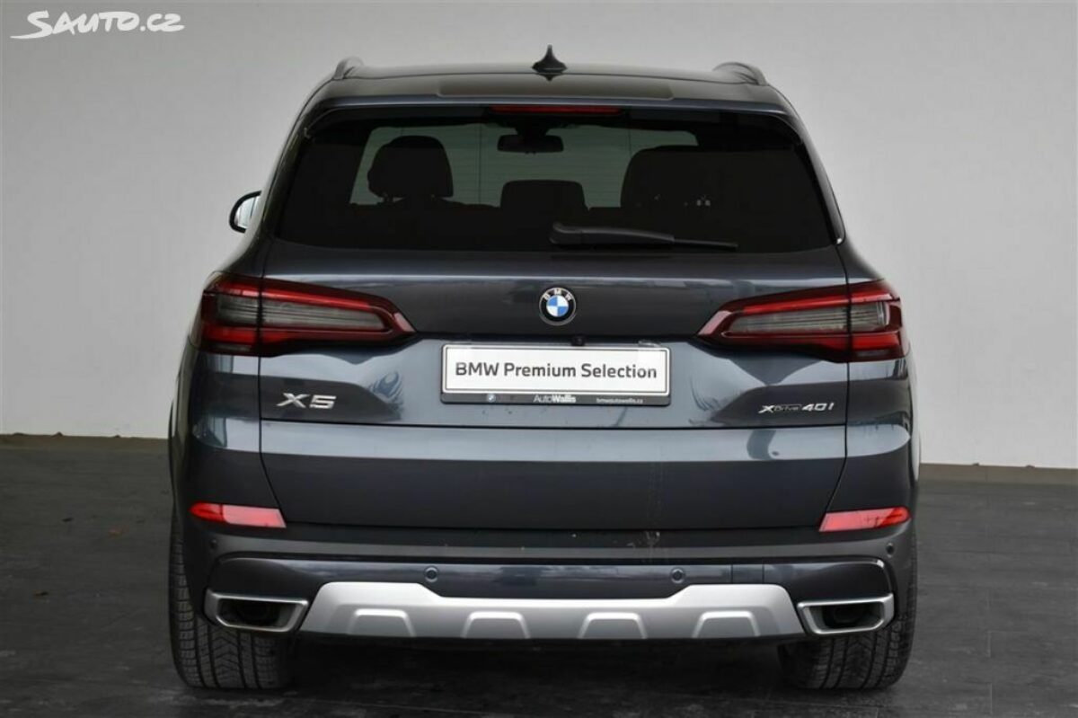 Fotografie vozu - klik pro zvětšení