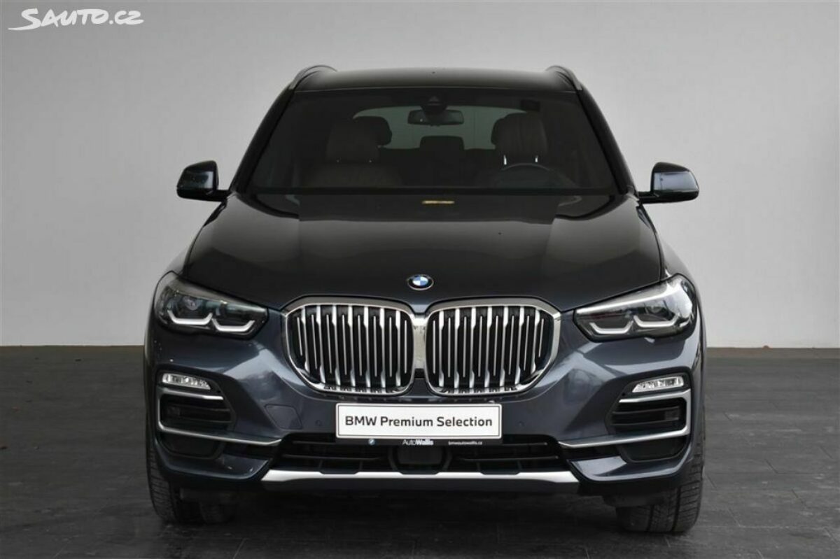 Fotografie vozu - klik pro zvětšení