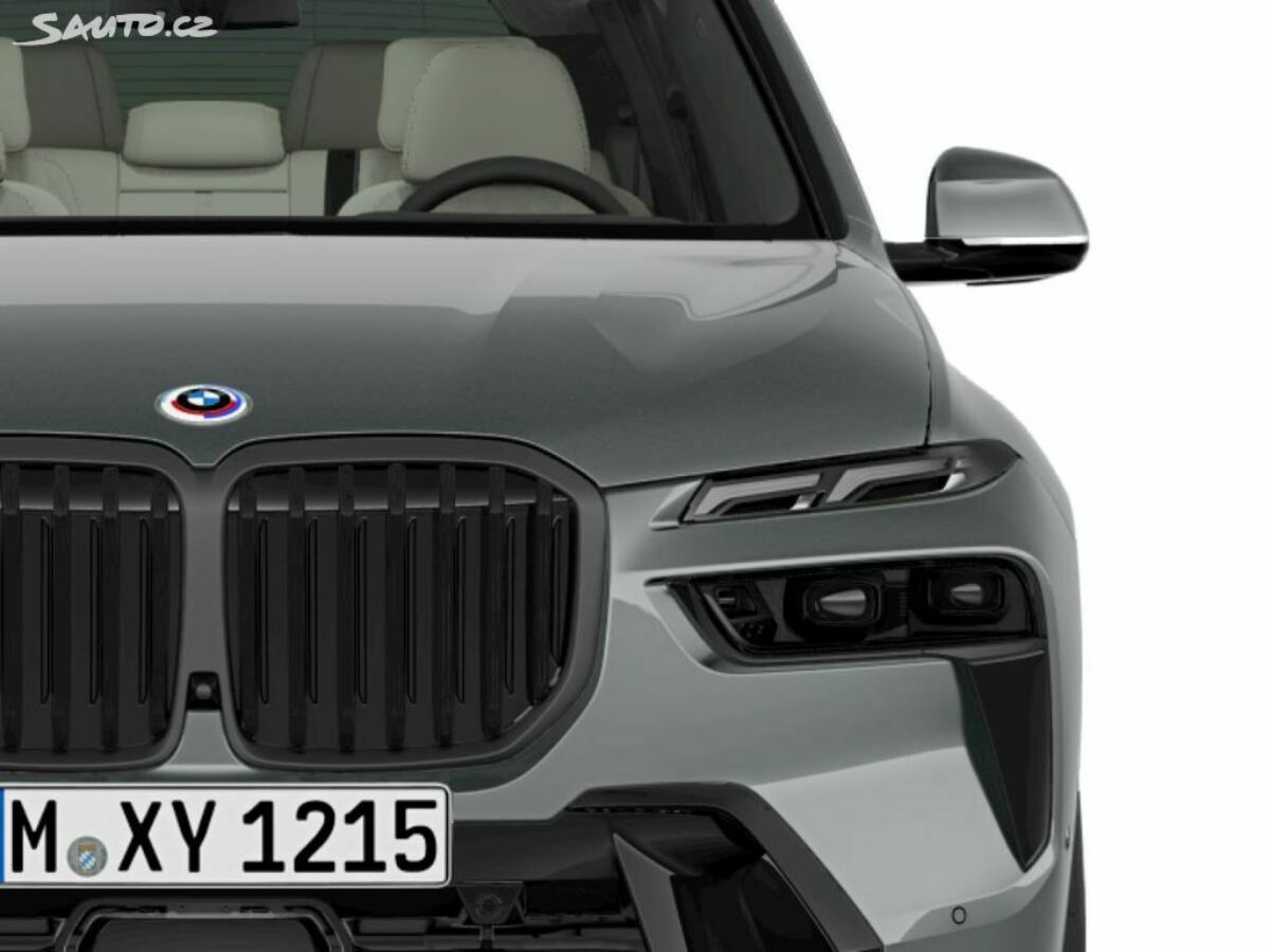 Fotografie vozu - klik pro zvětšení