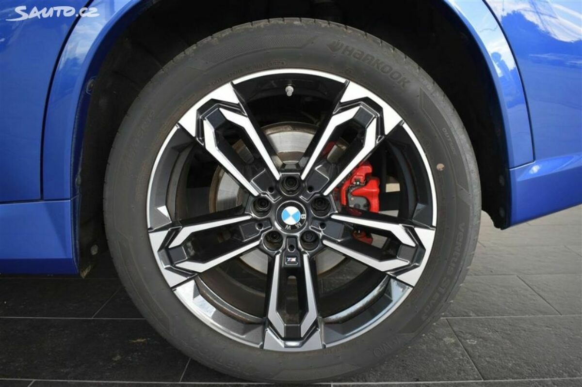 Fotografie vozu - klik pro zvětšení